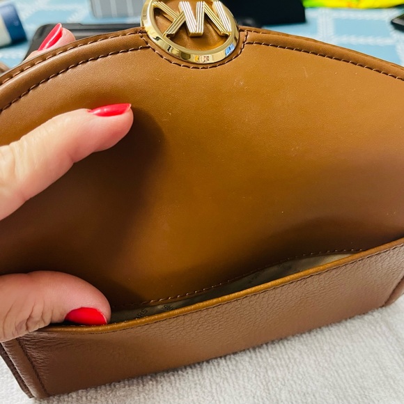 michael kors large continental wallet - Picture 3 of 4